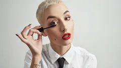 Síla dua: Jak kombinovat řasenky, abyste získala ideální tvar řas